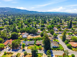 010_F8_AERIAL_1564 Wessex Ave