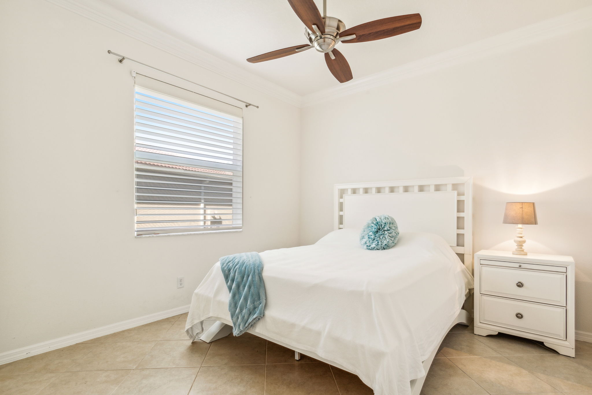 15649 Aurora Lake Cir, Wimauma, FL 33598 HDS Real Estate Photography