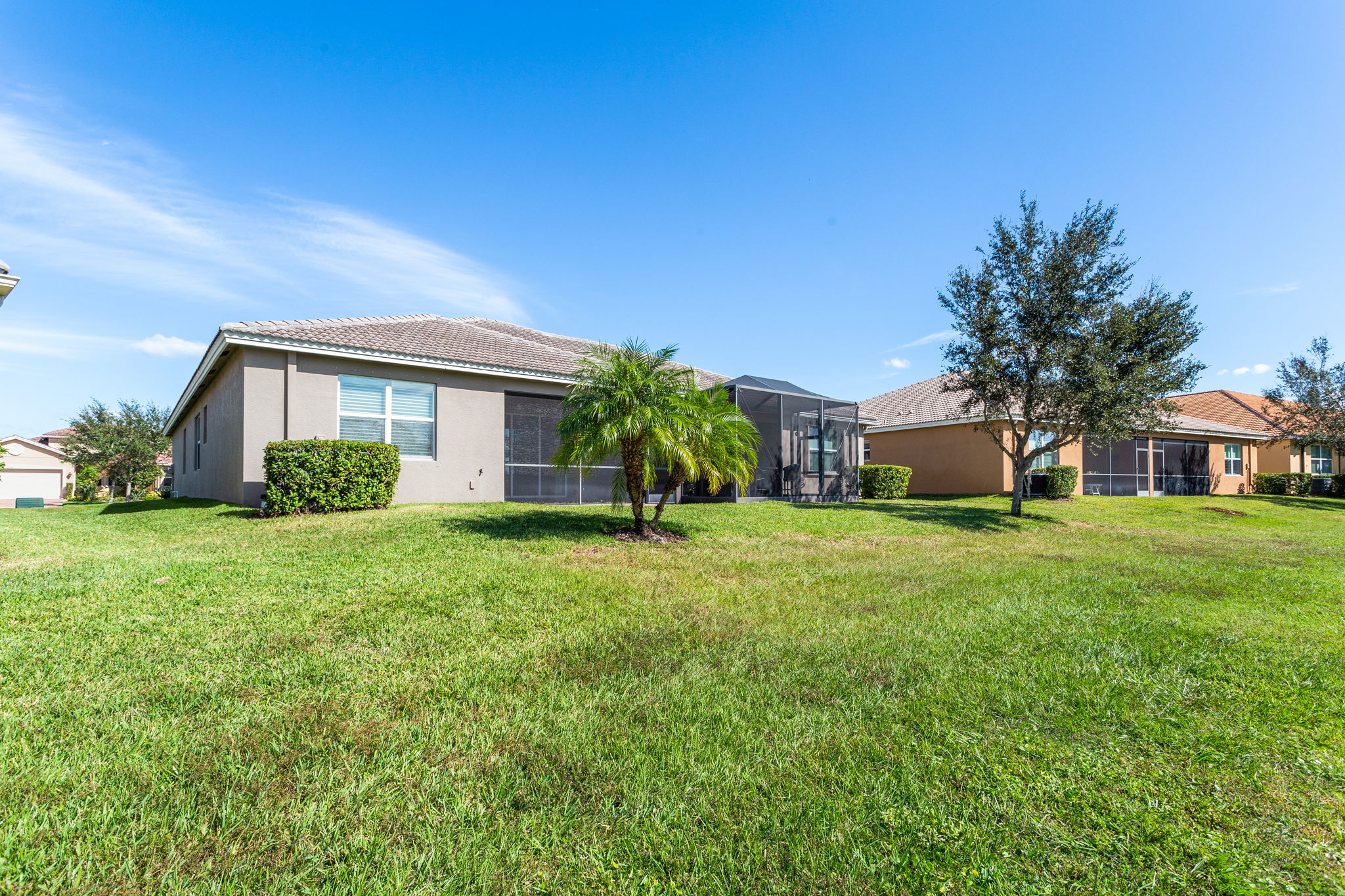 15649 Aurora Lake Cir, Wimauma, FL 33598 HDS Real Estate Photography