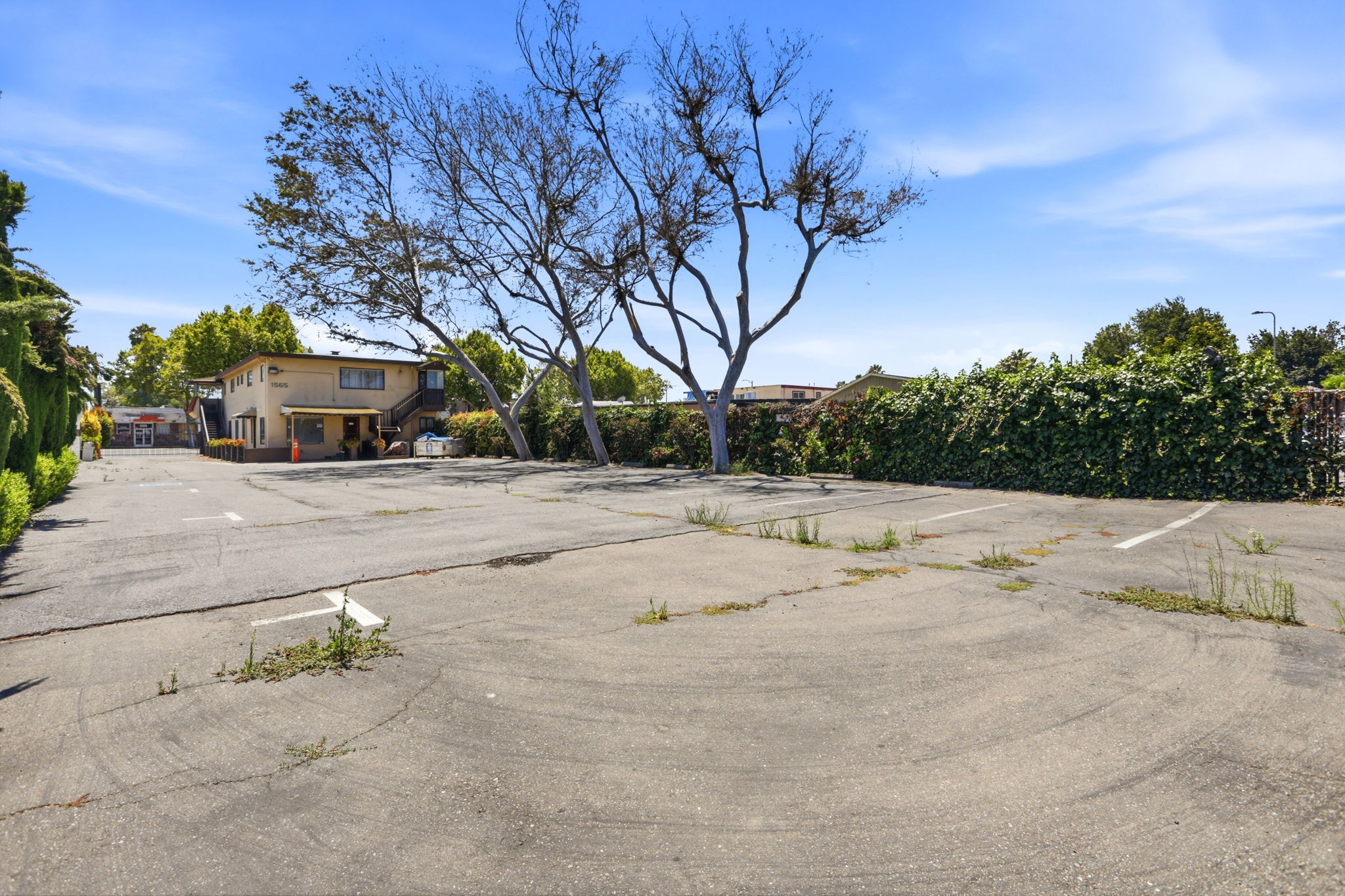 034_F8_1565 Alum Rock Ave