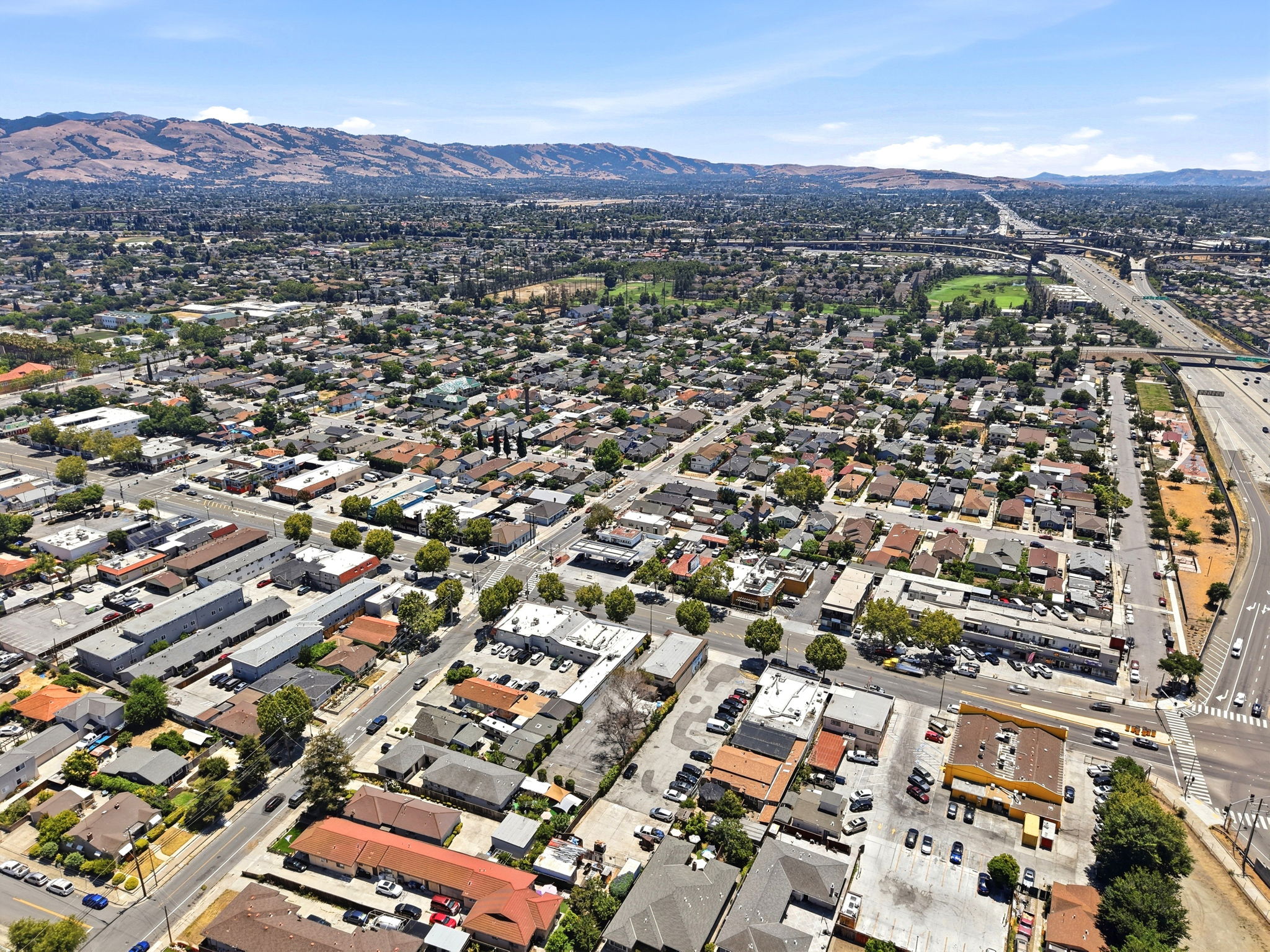 015_F8_AERIAL_1565 Alum Rock Ave