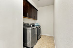 037_F8_1565 McCandless Dr
