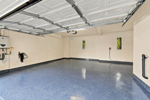 039_F8_1565 McCandless Dr