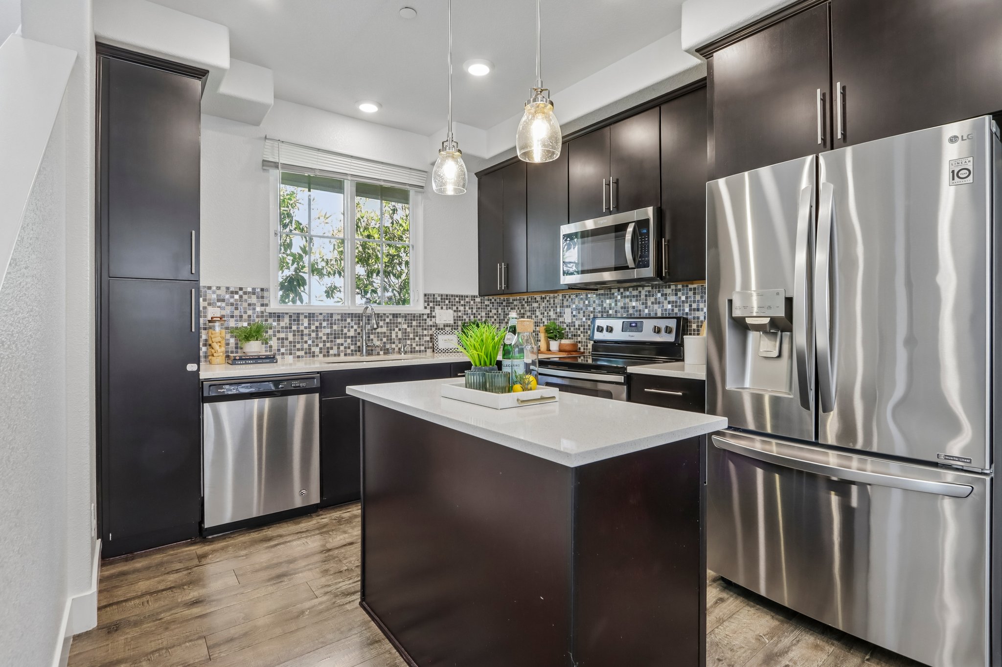 Pratt Pl-S0306-017.jpg