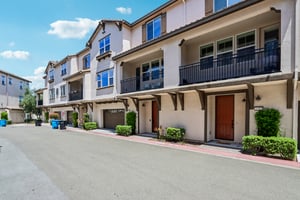 Pratt Pl-S0306-001.jpg