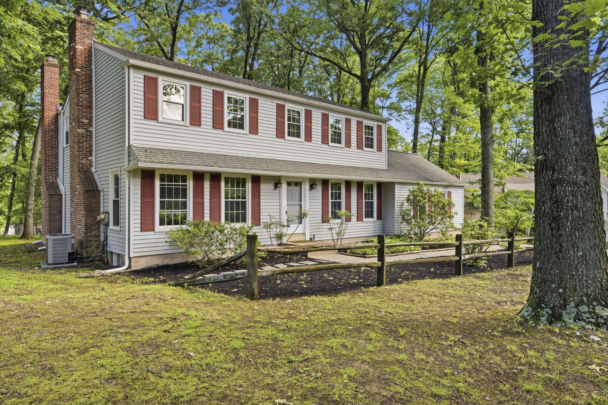 Front Exteriors (4)