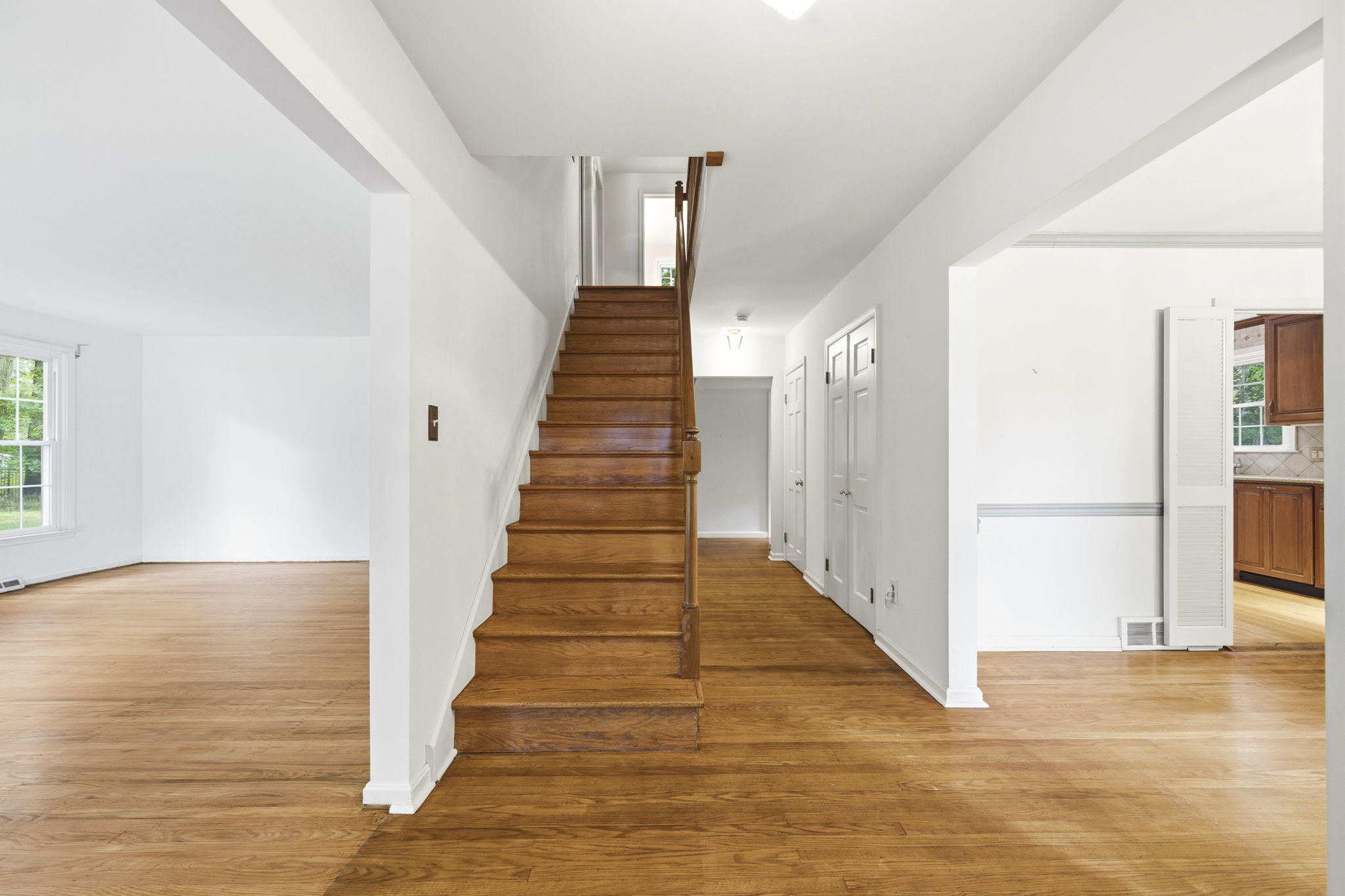 Interiors (1)