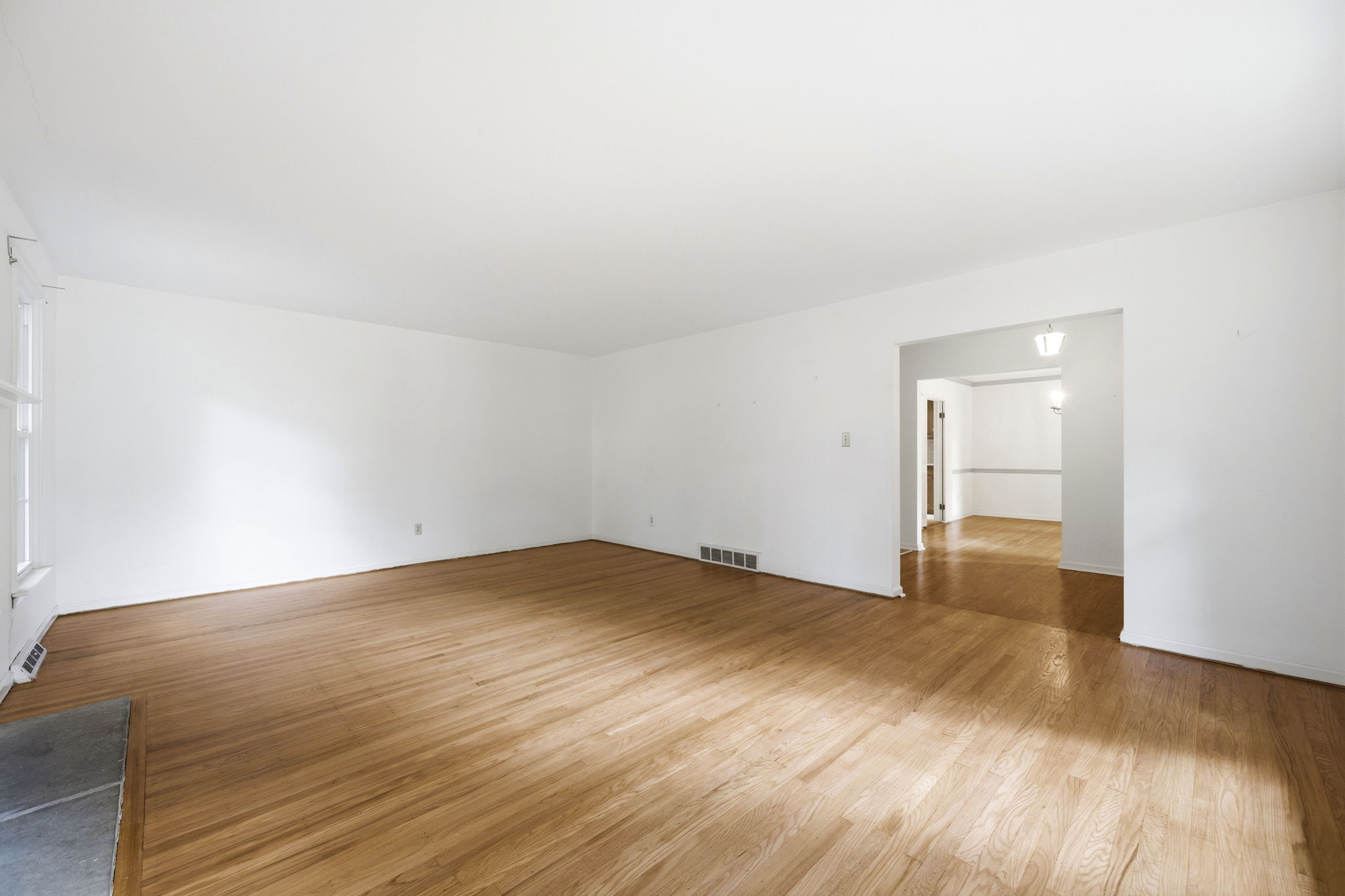 Interiors (5)