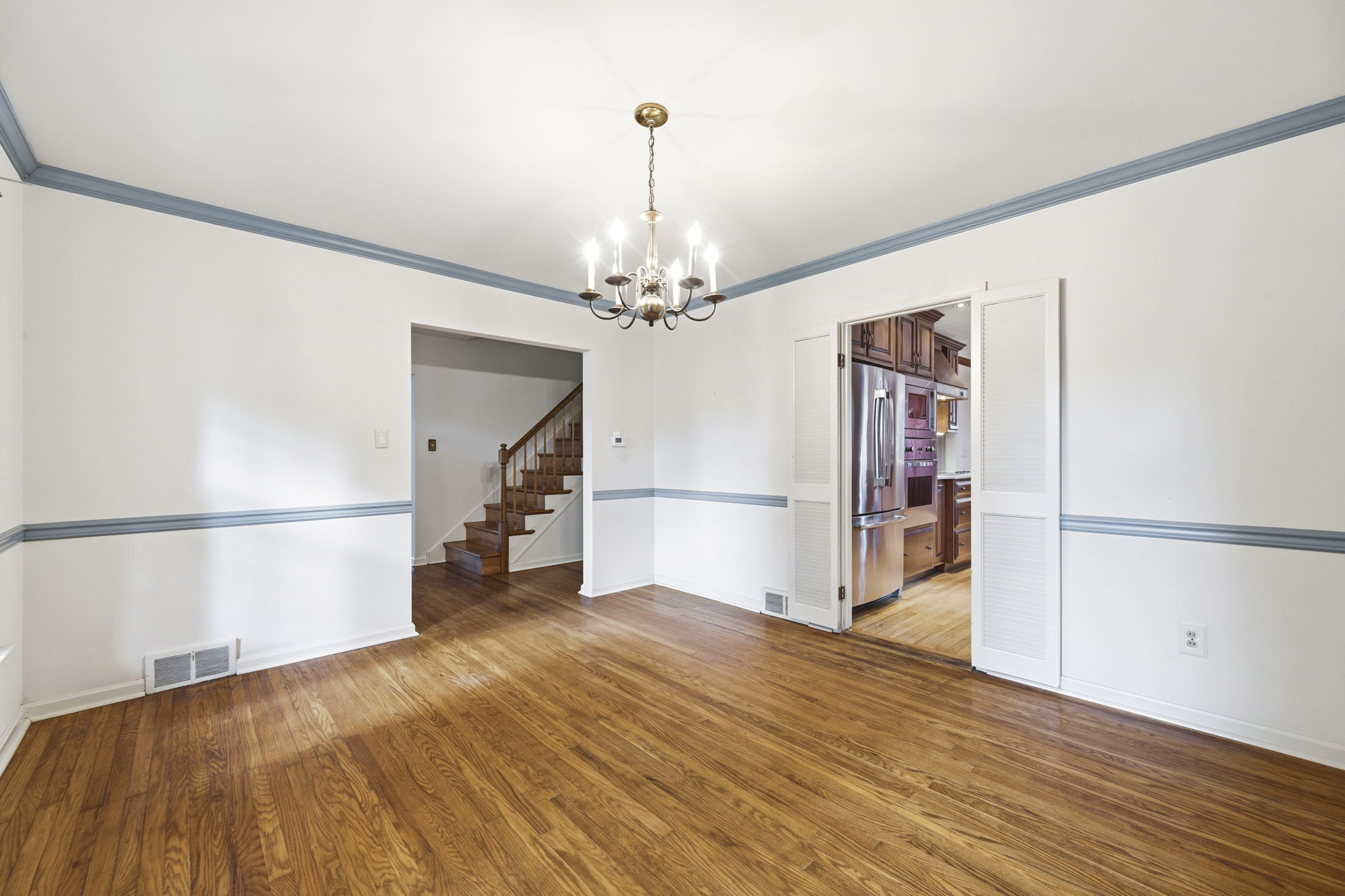 Interiors (10)