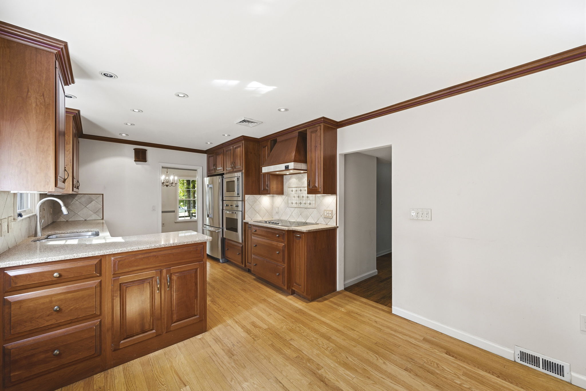 Interiors (21)