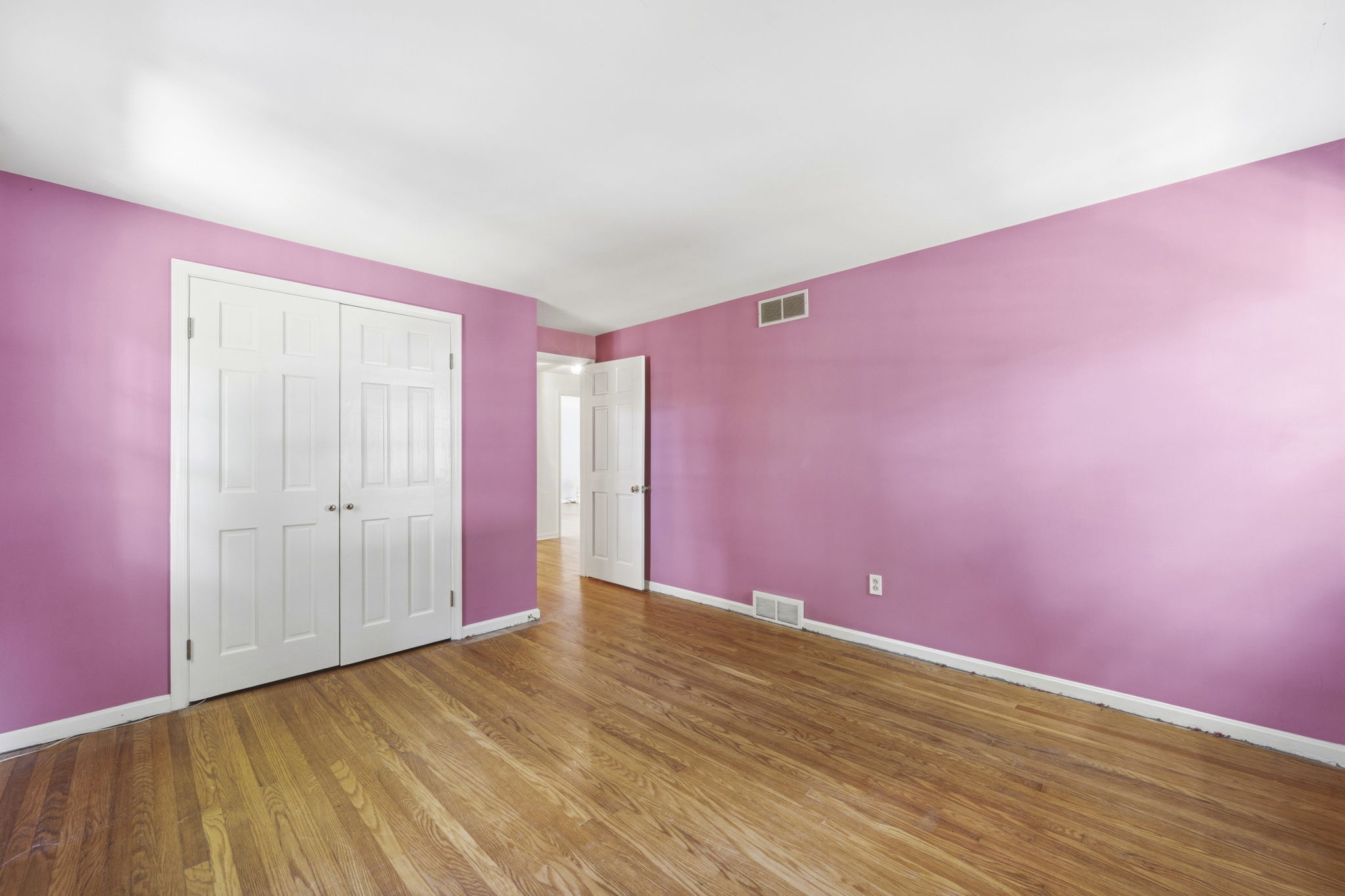 Interiors (36)