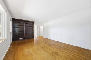 Interiors (28)