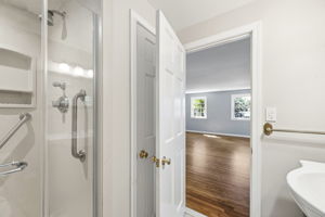 Interiors (44)