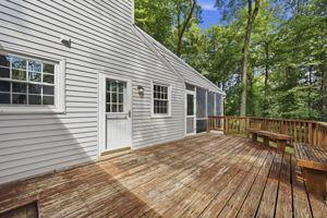 Rear Exteriors (6)