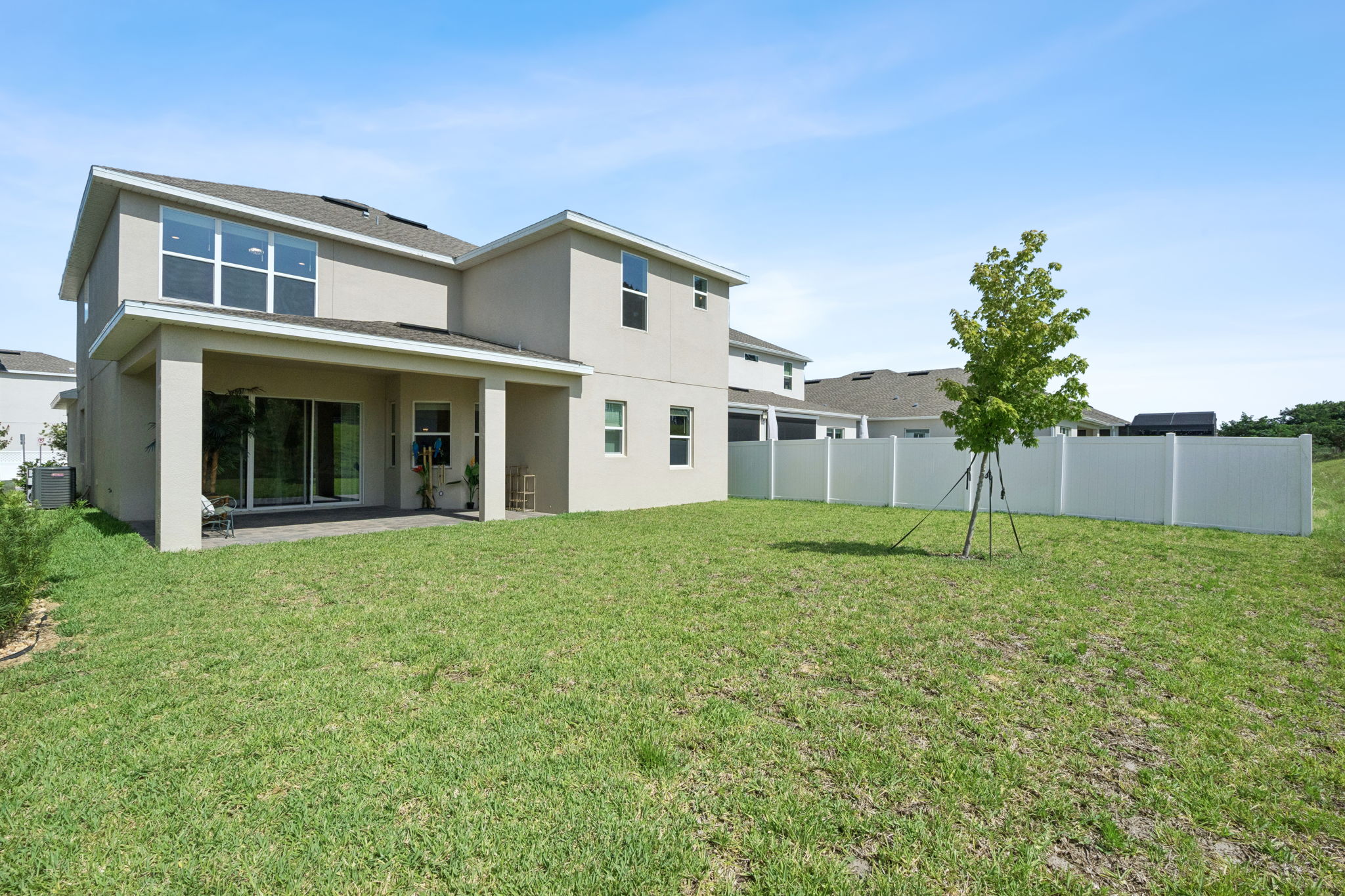 Photo 49