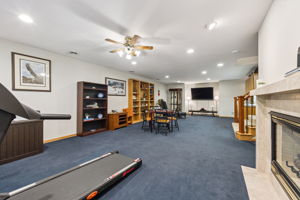  Photo 47