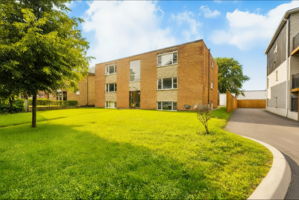  Photo 0
