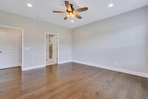  Photo 41