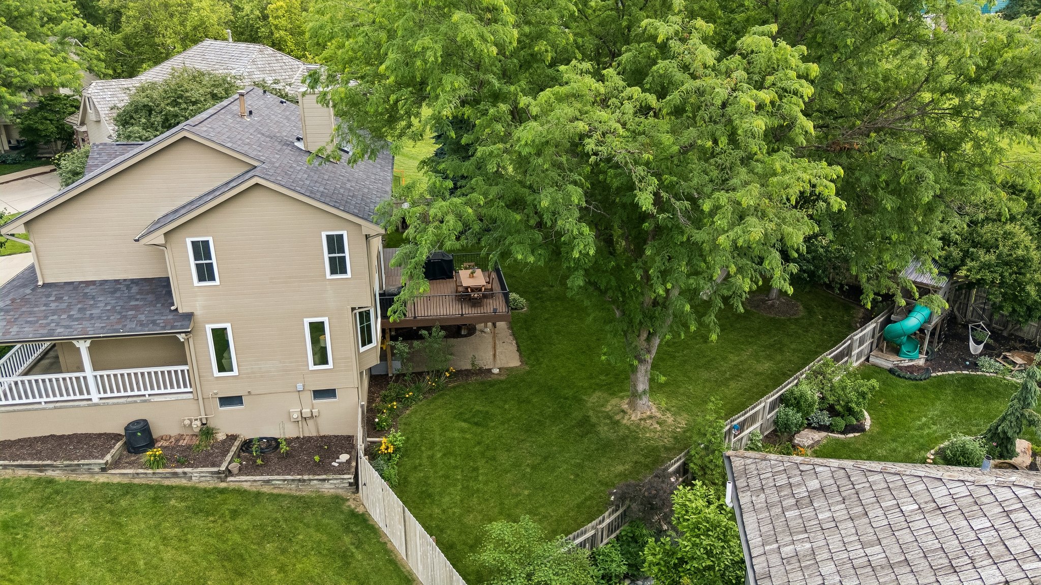 9066 - 15661 Lamp St_010.jpg