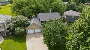 9066 - 15661 Lamp St_001.jpg