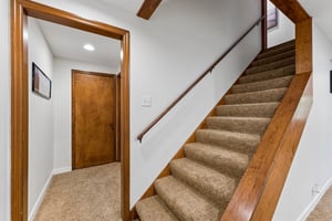 9066 - 15661 Lamp St_034.jpg