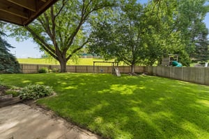 9066 - 15661 Lamp St_043.jpg