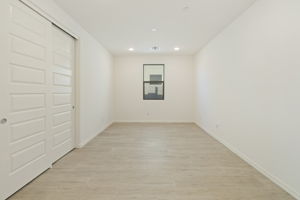  Photo 39