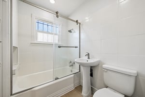 Beeler St-S2207-023.jpg
