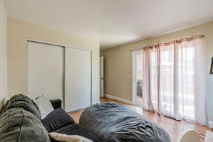 017_1569 Yardley St