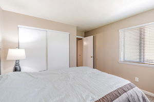 020_1569 Yardley St