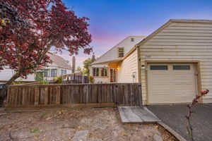001_TWILIGHT_ 1569 Yardley