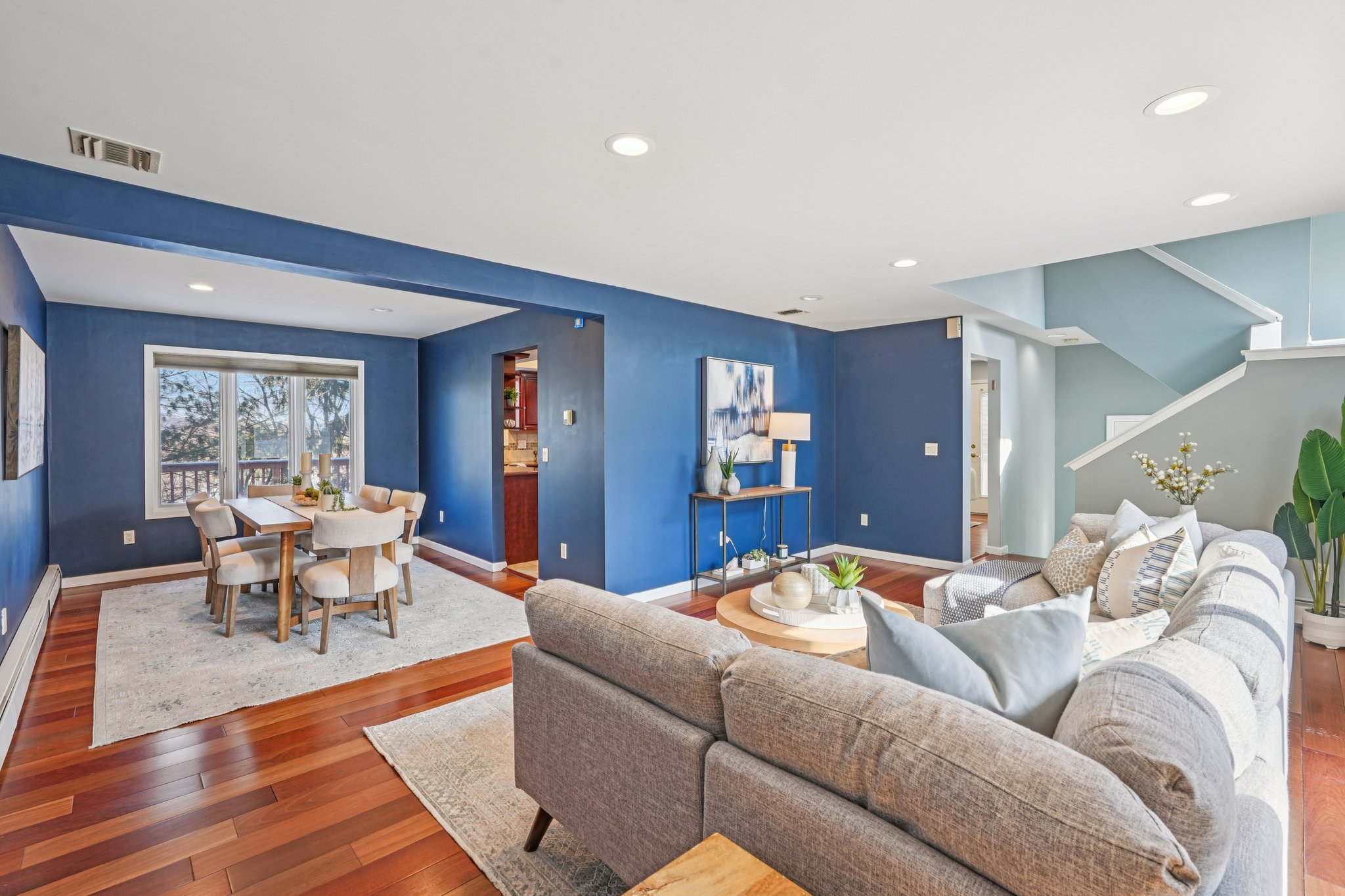 Clarken Dr-S3001-012.jpg