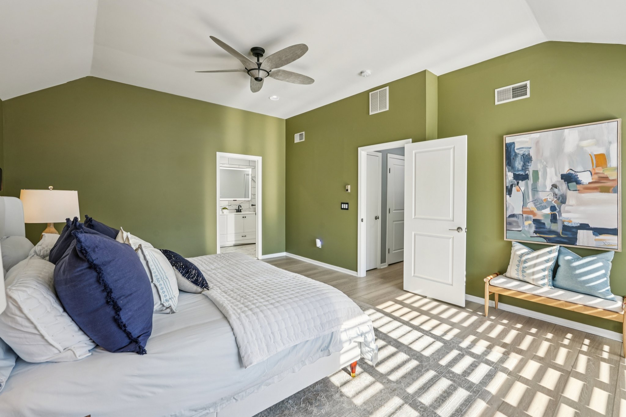 Clarken Dr-S3001-039.jpg