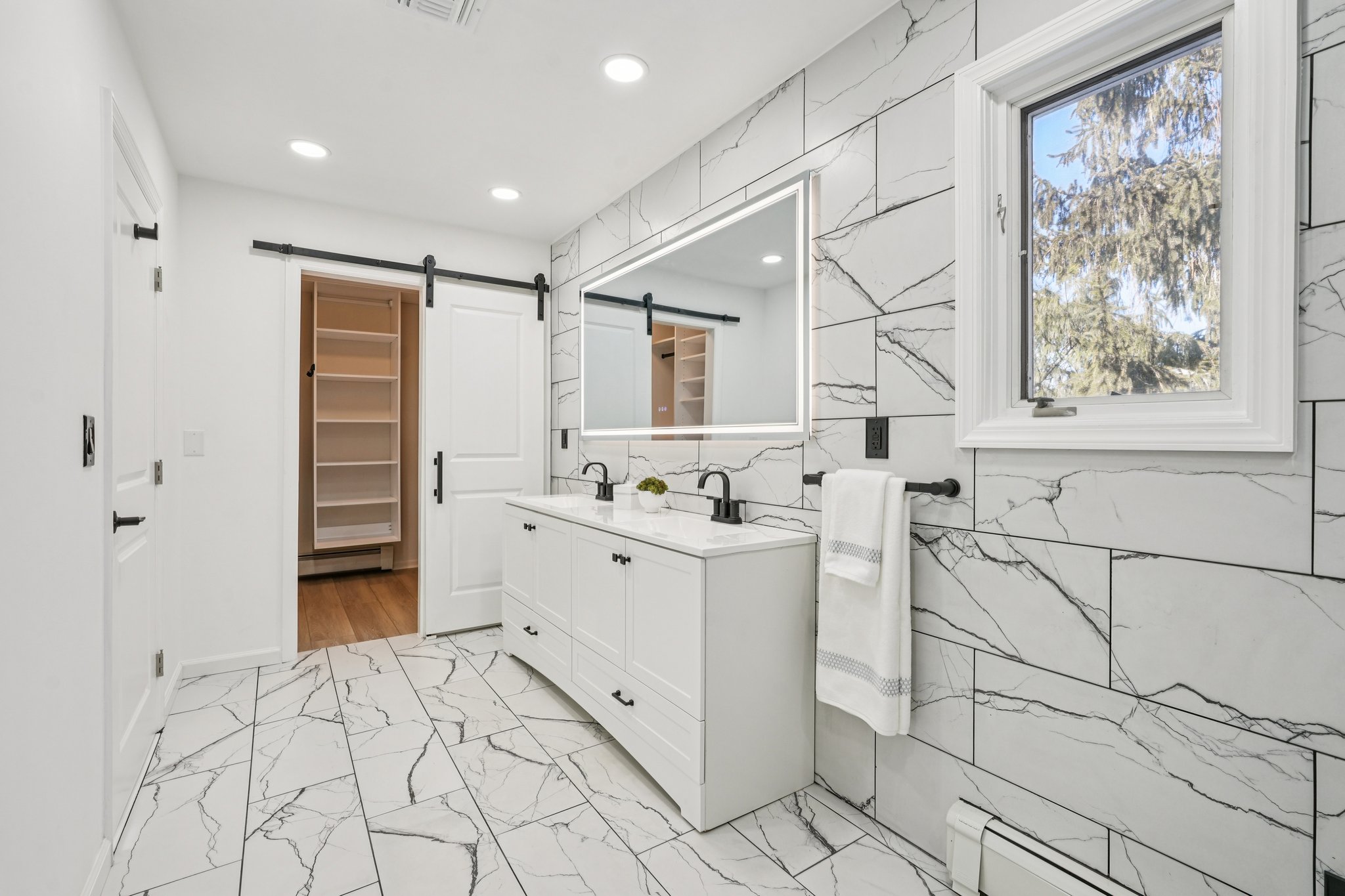 Clarken Dr-S3001-044.jpg