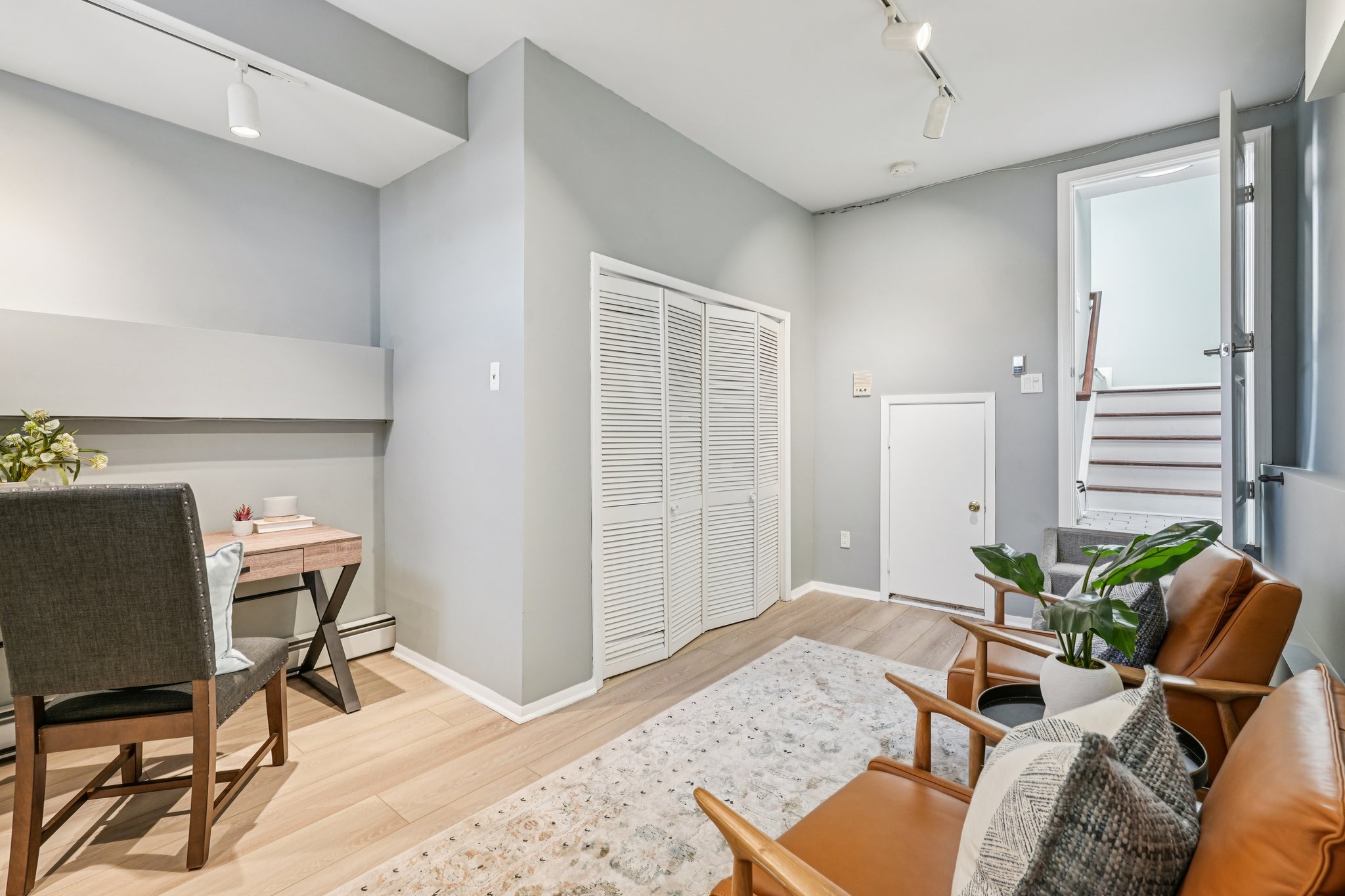 Clarken Dr-S3001-047.jpg