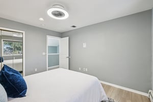 Clarken Dr-S3001-035.jpg