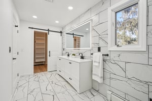 Clarken Dr-S3001-044.jpg