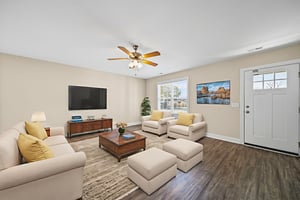 DSC09395_print virtually staged.jpeg