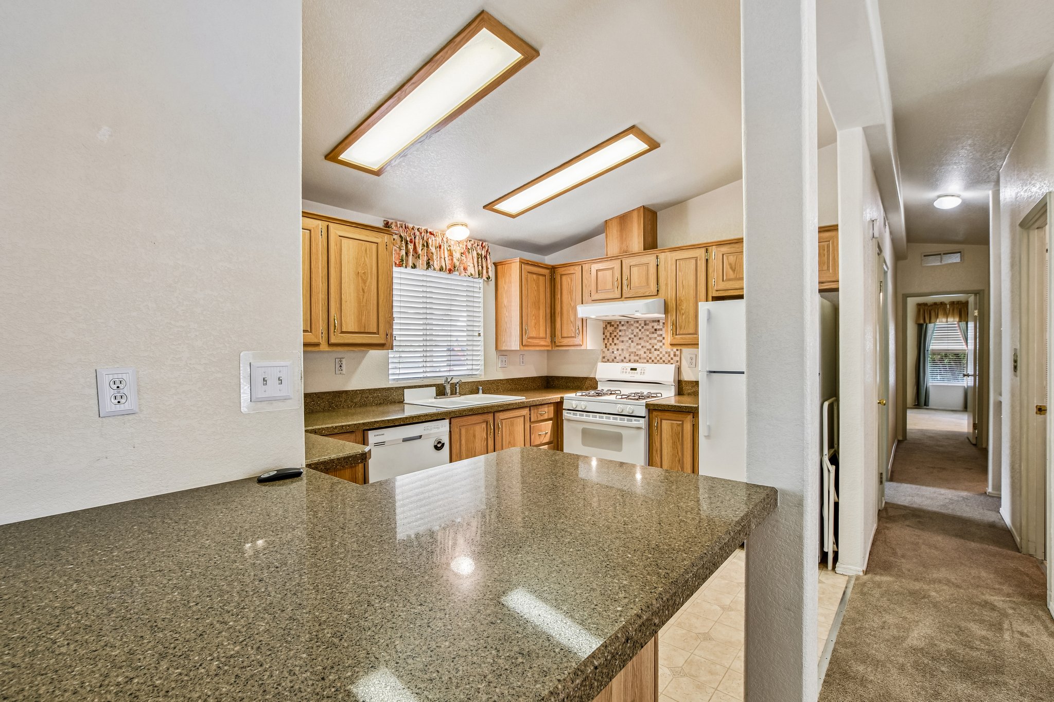 Danielle Way-S2904-007.jpg