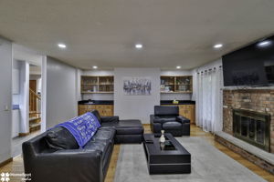 Photo 49