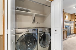  Photo 46