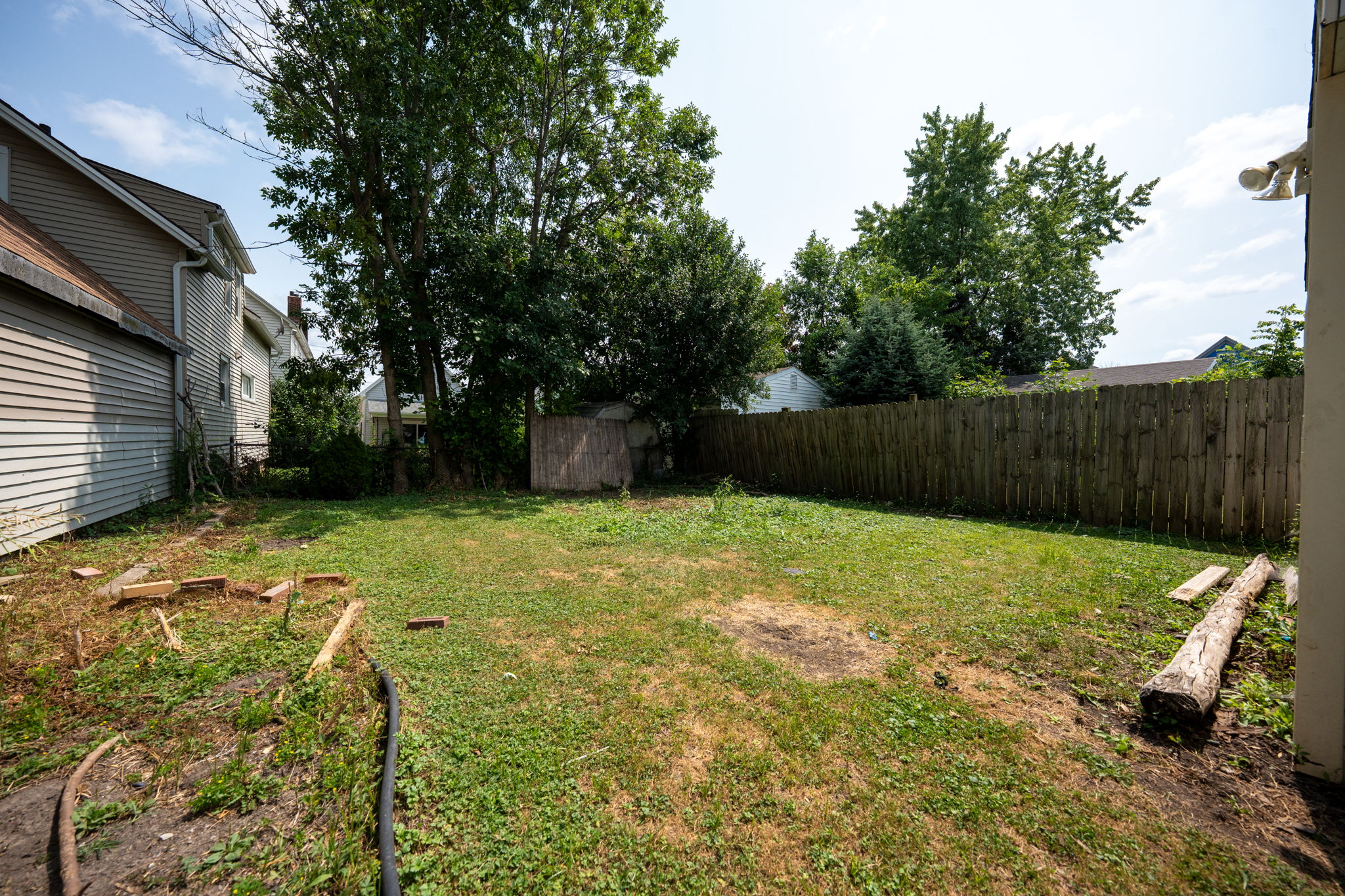  Photo 48