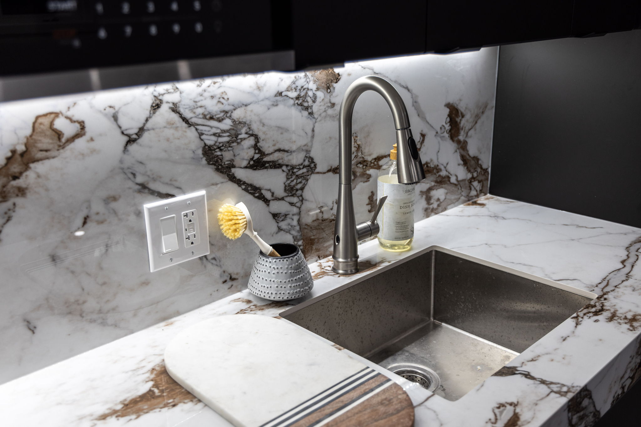Toronto property showcase — delivered property photograph 28
