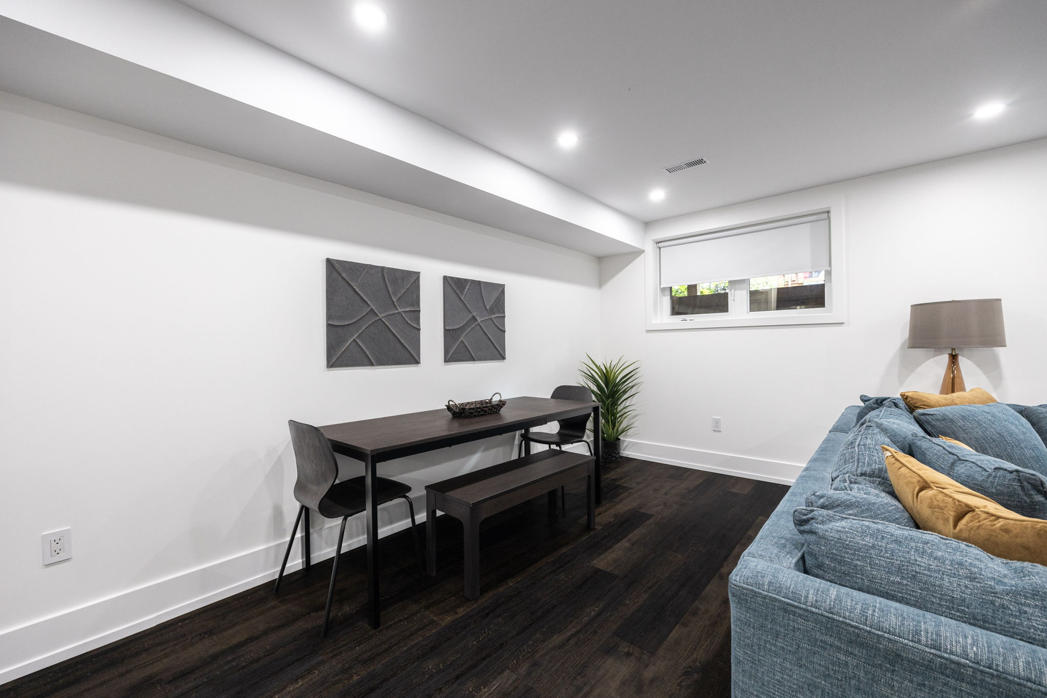 Toronto property showcase — delivered property photograph 9