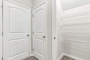  Photo 24