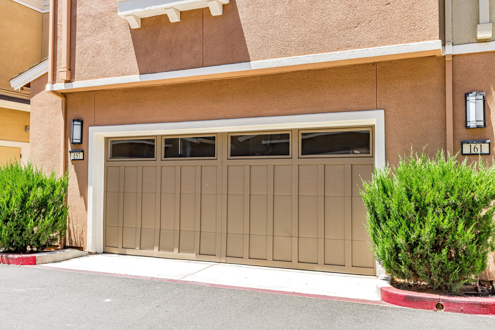 044_157 Triggs Ln