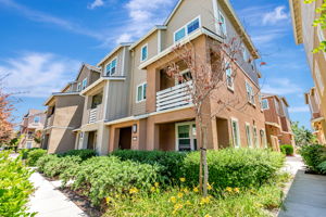 002_157 Triggs Ln