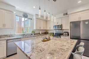 015_157 Triggs Ln