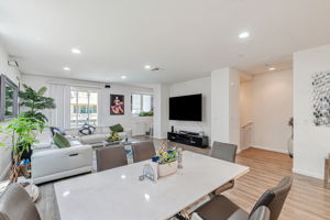 019_157 Triggs Ln
