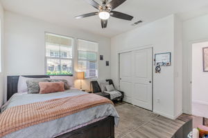 025_157 Triggs Ln